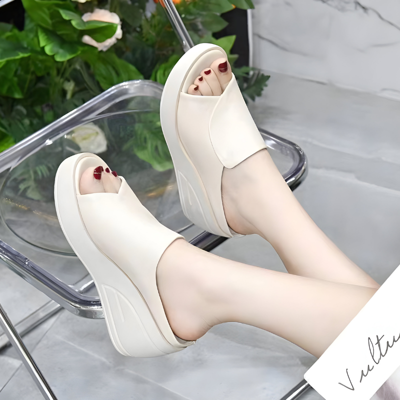 Tilly - Orthopaedic Sandals