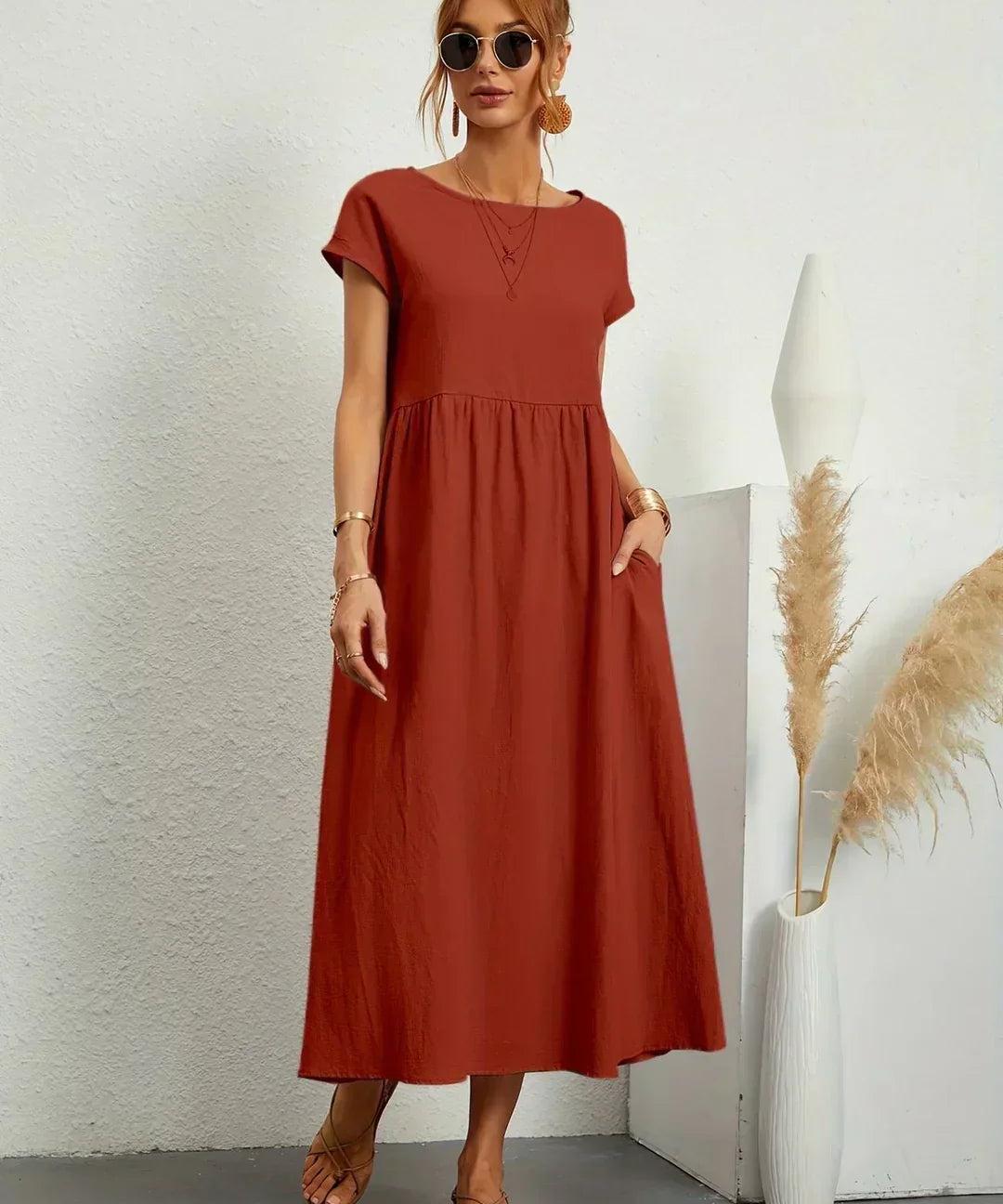 Hannah - Flowing Midi Dress of Timeless Elegance