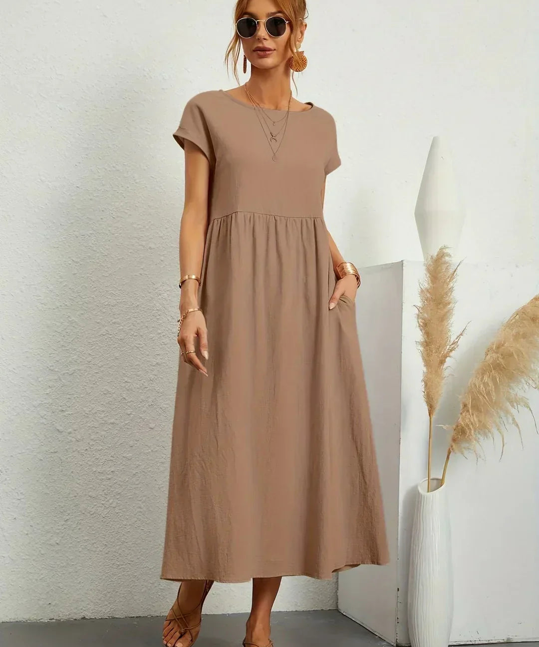 Hannah - Flowing Midi Dress of Timeless Elegance